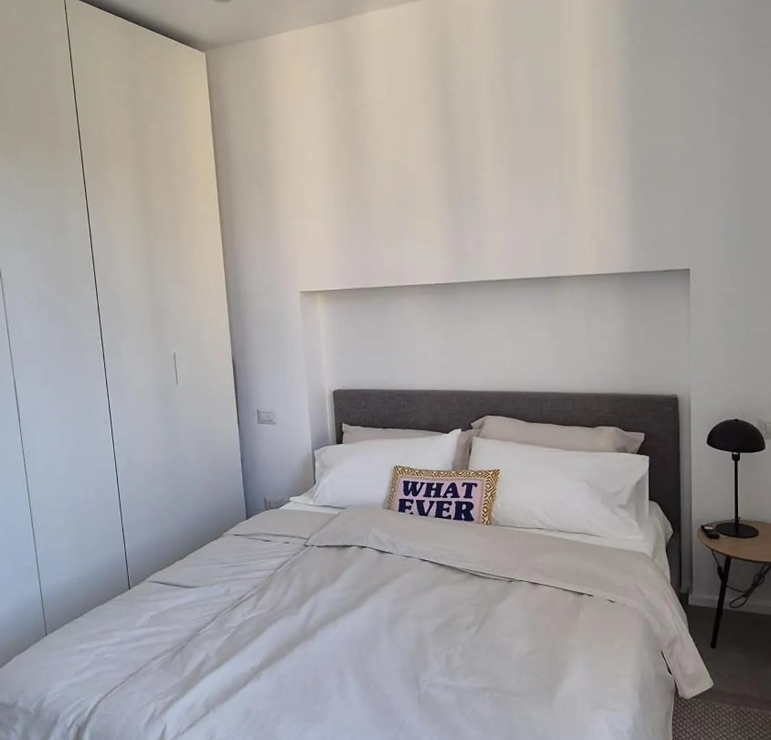 Ferienwohnung Whispering Naviglio Nest Mailand