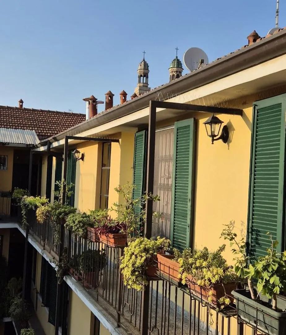 Whispering Naviglio Nest Apartment Milan