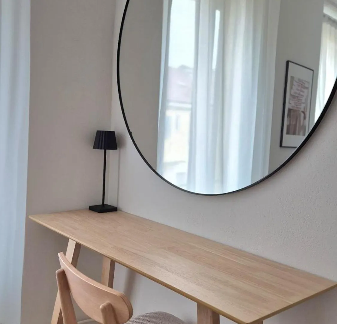 Whispering Naviglio Nest Apartment Milan 0*,